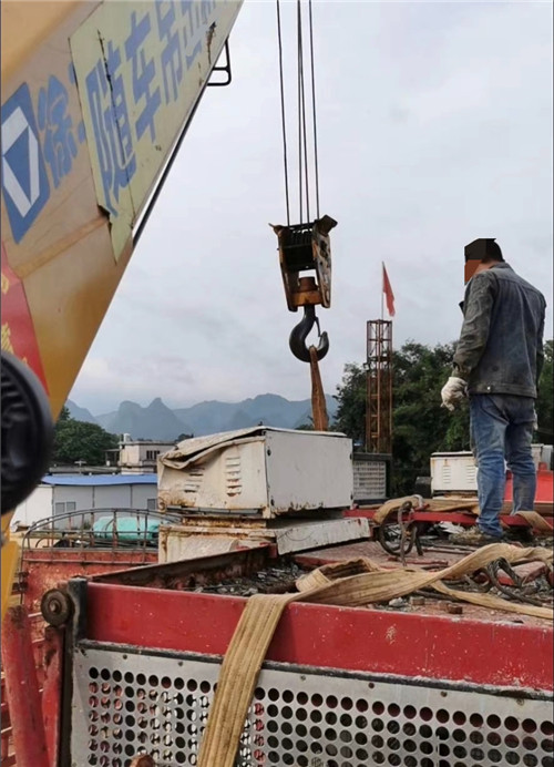 椒江区大件吊装搬运设备常用的施工手势信号解答